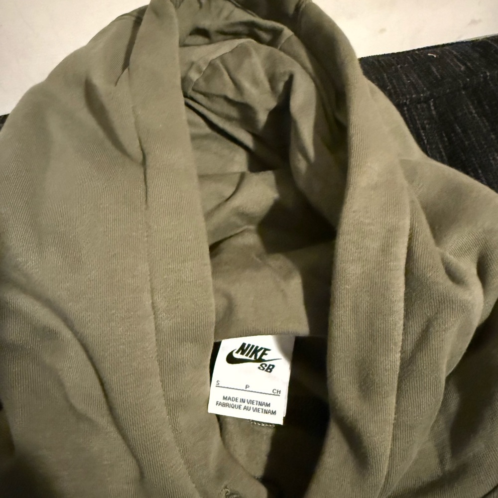 Nike SB Olive hoodie